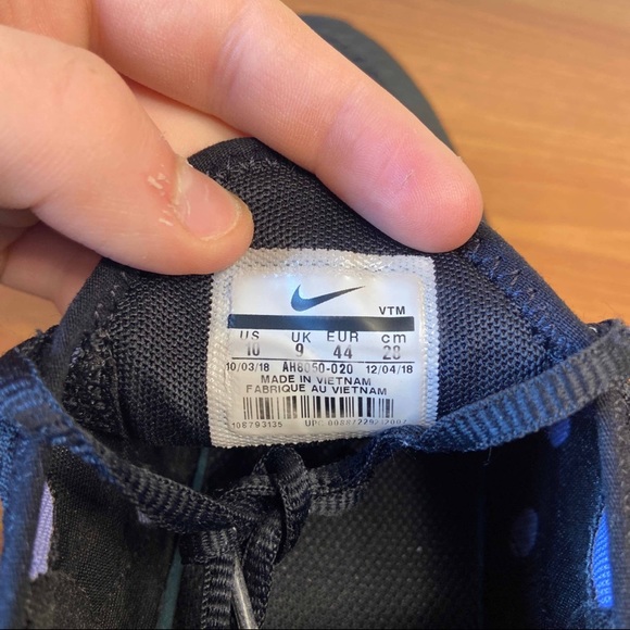 Nike Air Max 270 - Picture 7 of 9